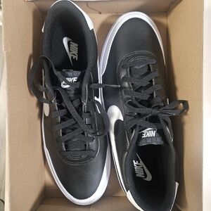 Nike Men's Black Sneakers